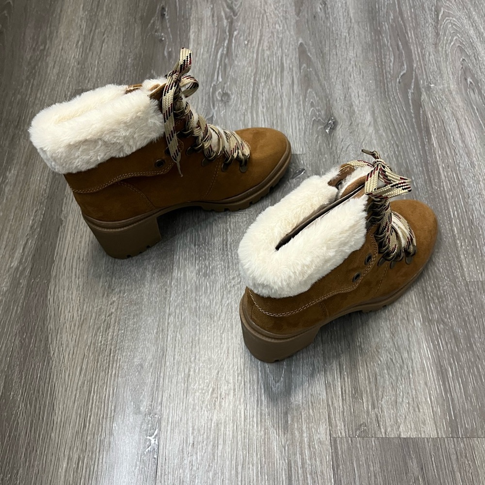 Brown and white Jellypop boots - Picture 4 of 7